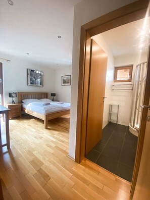 3 Schlafzimmer, WLAN, Bettwäsche