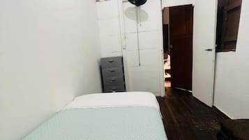 Economy Single Room, Patio | Down duvets, free WiFi, bed sheets