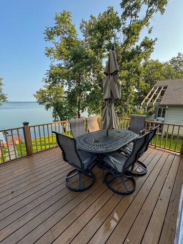 Escape to a lakeside cabin with stunning panoramic views of Ottertail Lake
