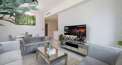 NEW: Dubai Luxury apartment | Full Burj Views