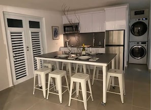 Basic Apartment | Private kitchen