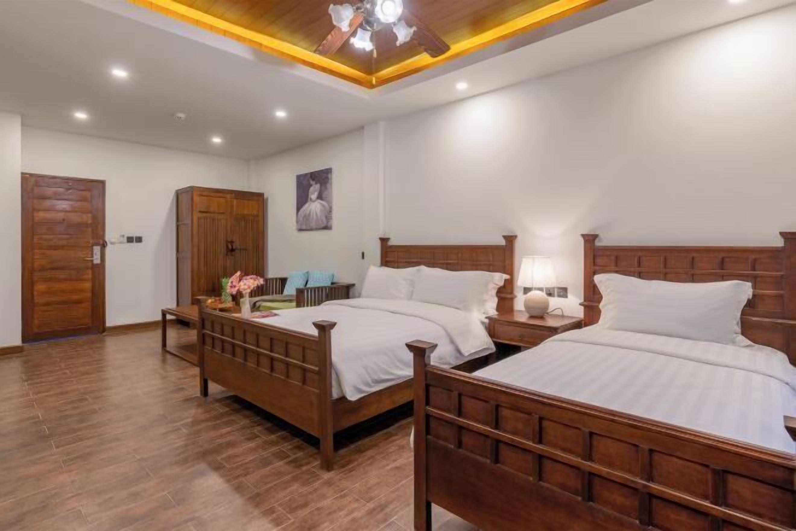 Nôi/giường cho trẻ sơ sinh 