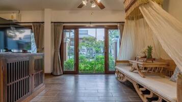 Nôi/giường cho trẻ sơ sinh