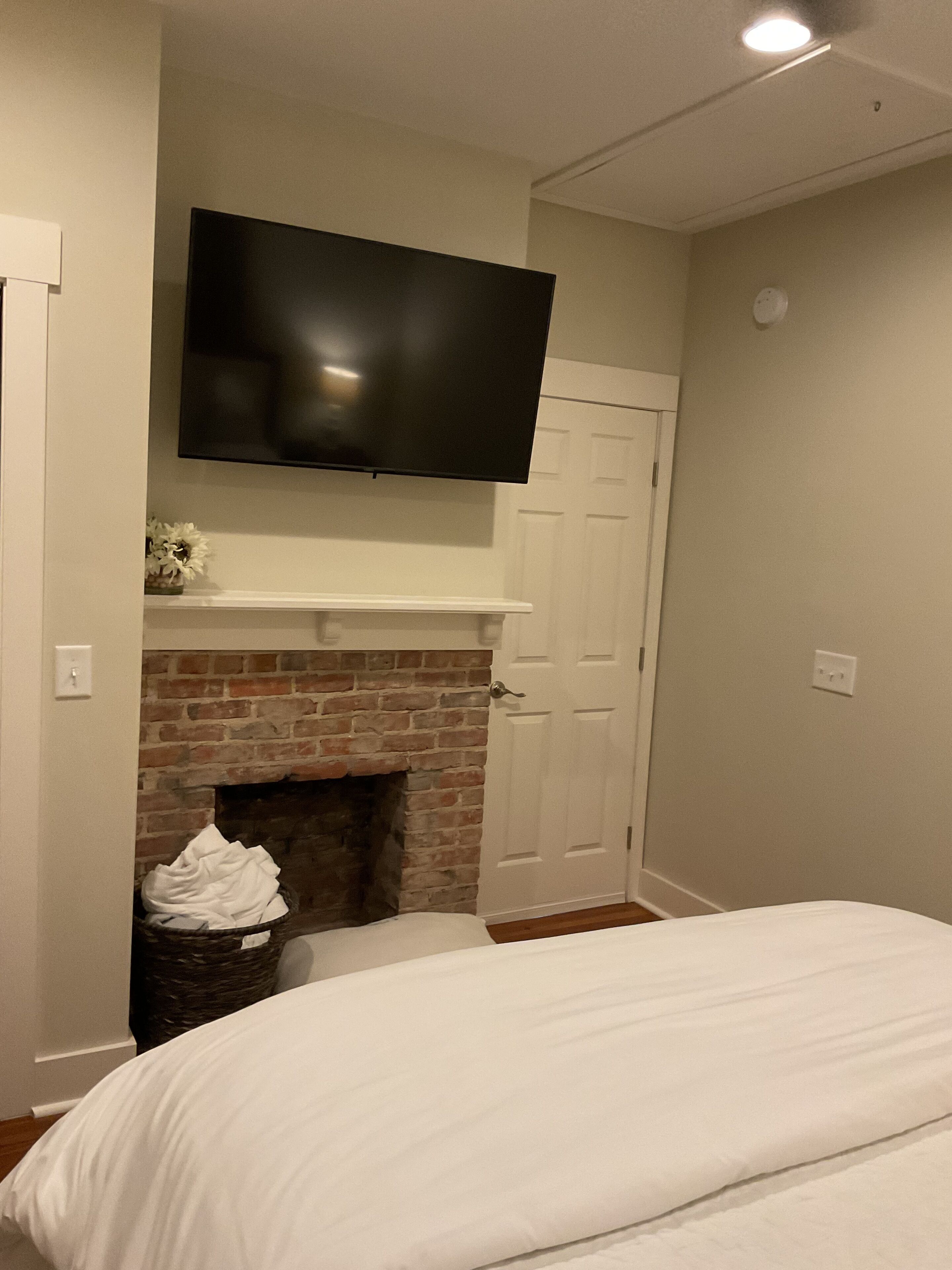 2 chambres, fer et planche à repasser, Wi-Fi gratuit, draps fournis