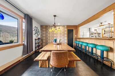 Cheerful Woodland Haven | Bright Double Room with Artistic Flair & Natural Wood Accents