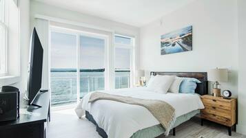 2 bedrooms, iron/ironing board, travel crib, free WiFi