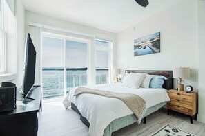 2 bedrooms, iron/ironing board, travel cot, free WiFi