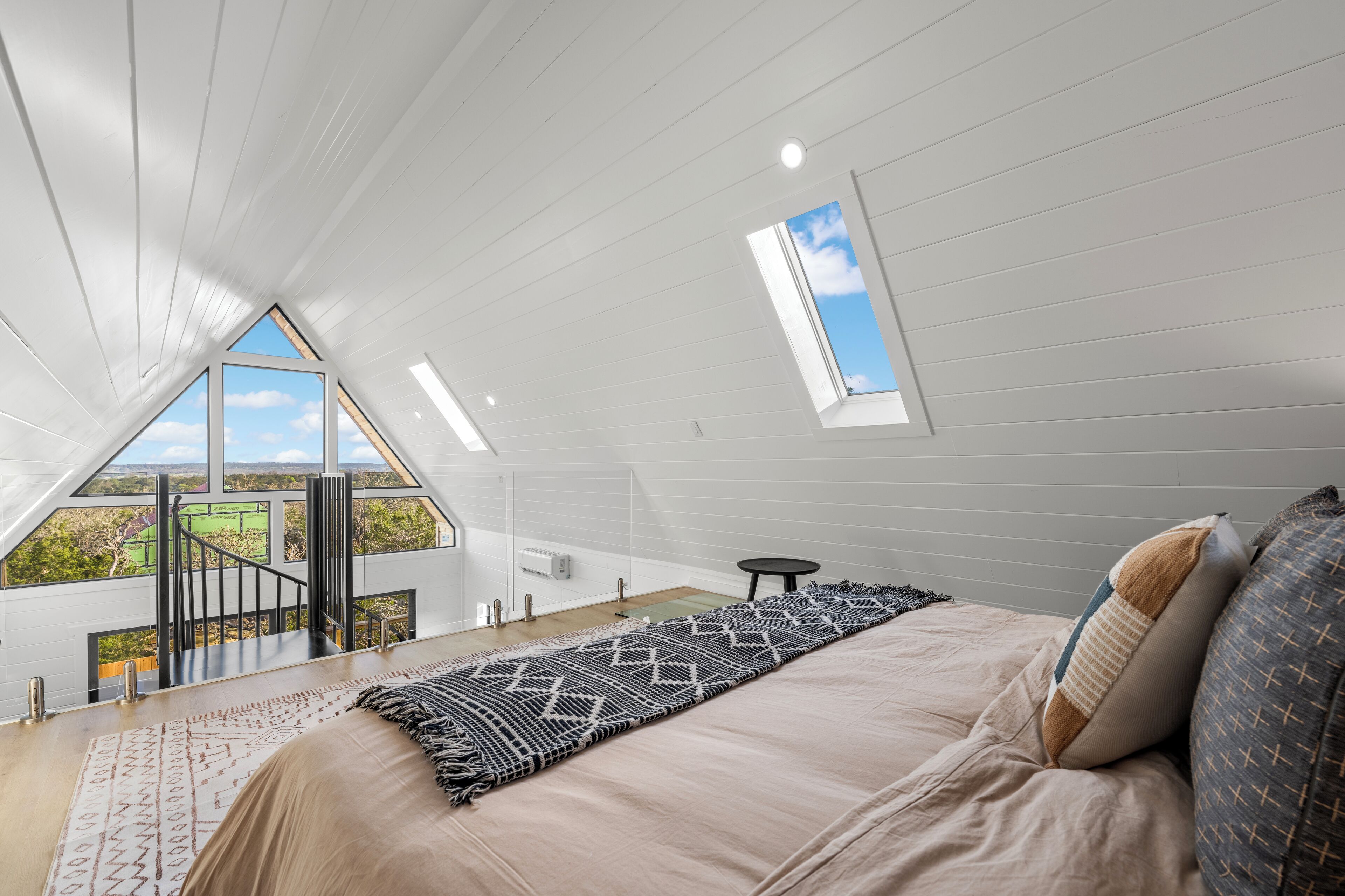 Puumaja | 2 makuuhuonetta, työpöytä, ilmainen Wi-Fi