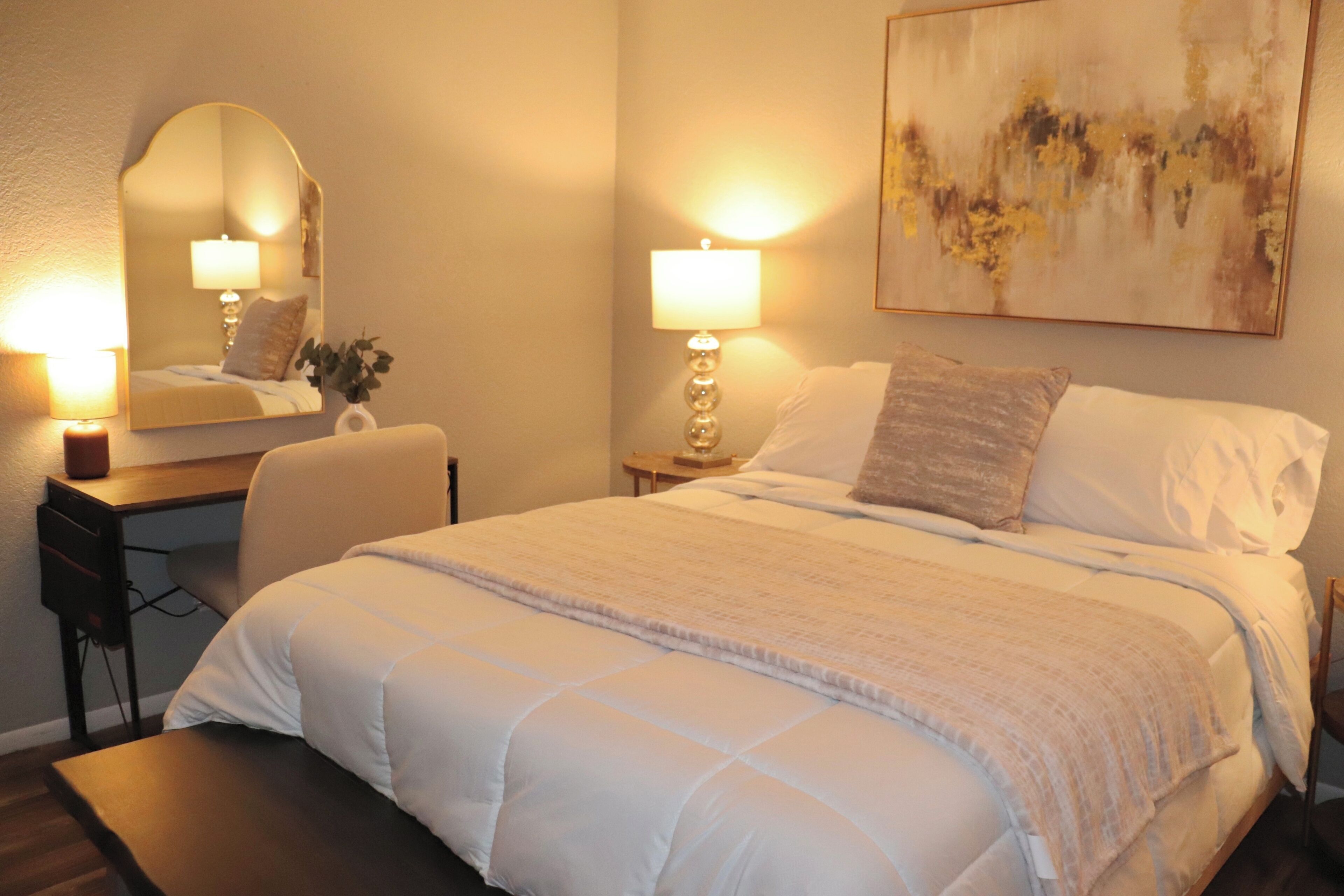 2 Schlafzimmer, Schreibtisch, Bügeleisen/Bügelbrett, kostenloses WLAN