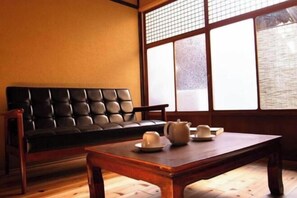 Room - Higashi Matsuyacho West (Kyoto)