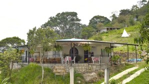 Unclassified image, 3 of 9, button - Mirador La Gloria (El Colegio)
