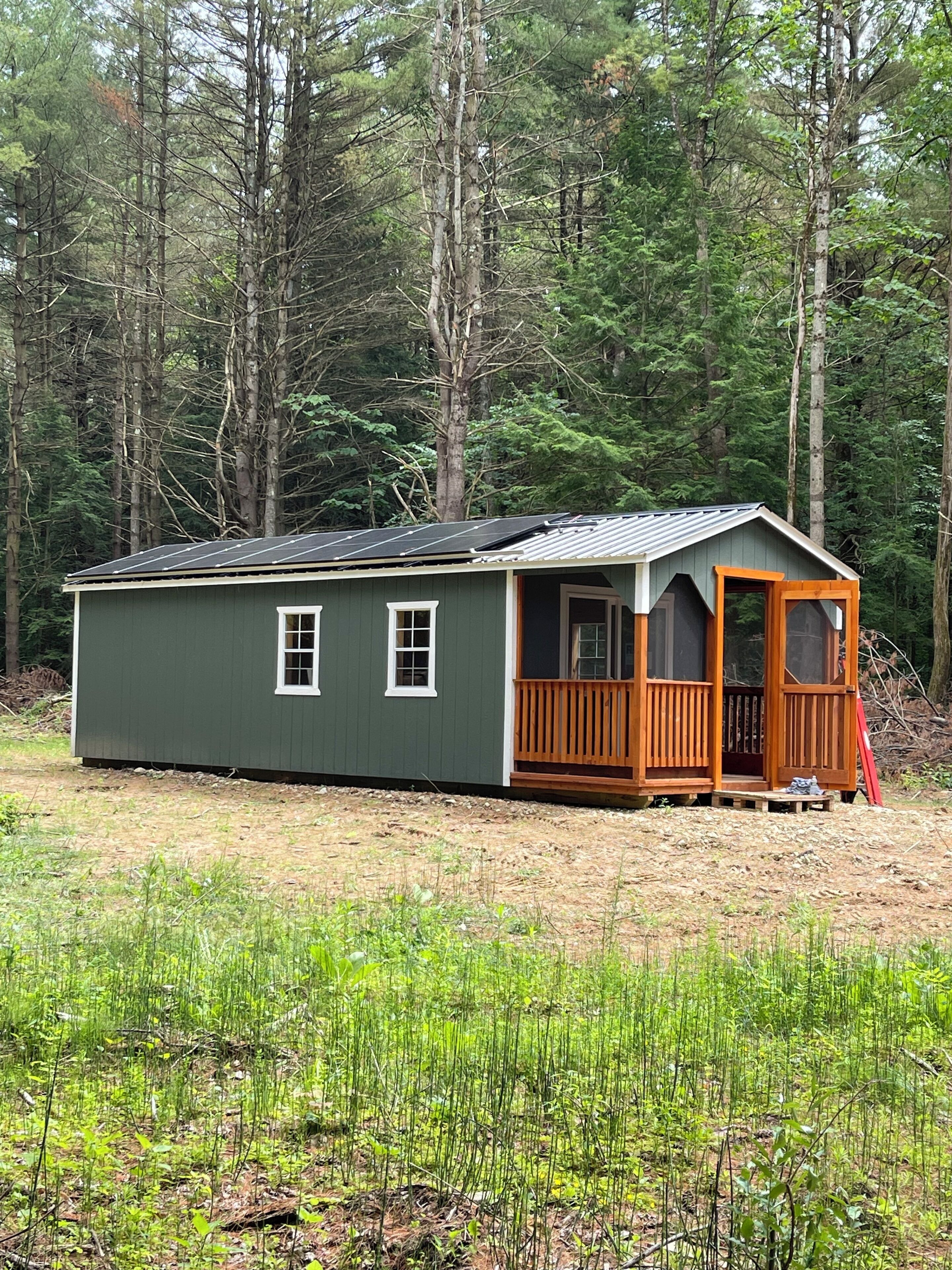 Cozy Off Grid Cabin On the Salmon River With AC, Westville NY
