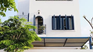 Fachada da propriedade
