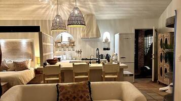 Bøger, stereoanlæg