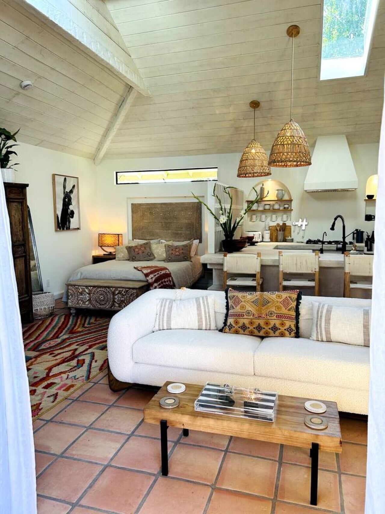 1 chambre, bureau, fer et planche à repasser, Wi-Fi gratuit