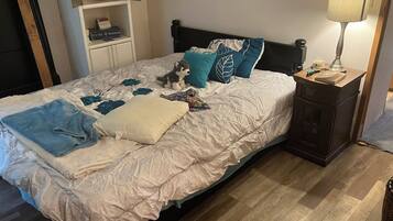 3 bedrooms, WiFi, bed sheets