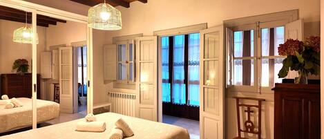 5 slaapkamers, een strijkplank/strijkijzer, gratis wifi, beddengoed