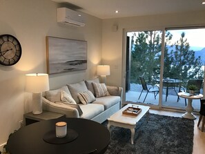 TV connectée, cheminée