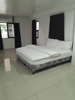 Standard Room, 1 King Bed, Courtyard View - White Diamond Apartment (Labasa)