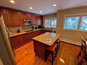 Villa - A1 Luxury Bretton Woods Ski-in Ski-out Townhome Next to Beginner ski Area Fast Wifi Keyless Entry (Bretton Woods)