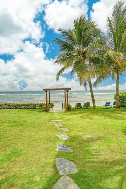 Caribbean Living at bechfront Apartment 