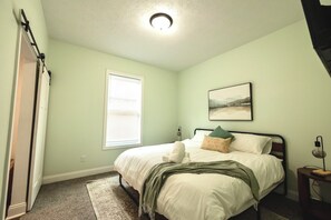 3 Schlafzimmer, Bügeleisen/Bügelbrett, Reisekinderbett, kostenloses WLAN