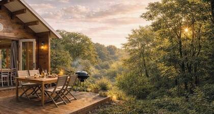 Chalet "Ty Koad" with Jacuzzi, Shared Terrace and Garden