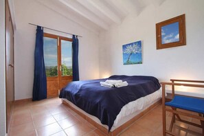 2 habitaciones, tabla de planchar con plancha y wifi gratis