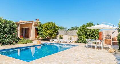 Country House 'Finca Can Xanet' with Mountain Views, Wi-Fi and Air Conditioning