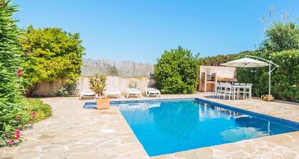 Country House 'Finca Can Xanet' with Mountain Views, Wi-Fi and Air Conditioning