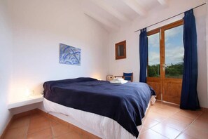 2 habitaciones, tabla de planchar con plancha y wifi gratis 