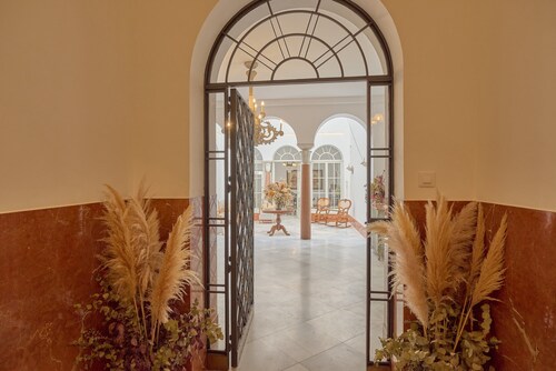 Tourist Rural Accommodation "Casa Palacio Vida" with Pool and Air Conditioning