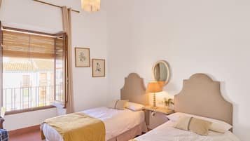 7 soveværelser, gratis Wi-Fi, sengetøj