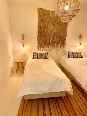 4 habitaciones, tabla de planchar con plancha y wifi gratis 