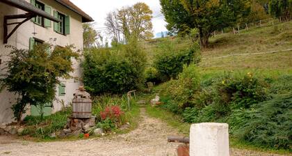 Holiday Home 'Le Palefroi De Merlas' with Mountain View and Private Garden