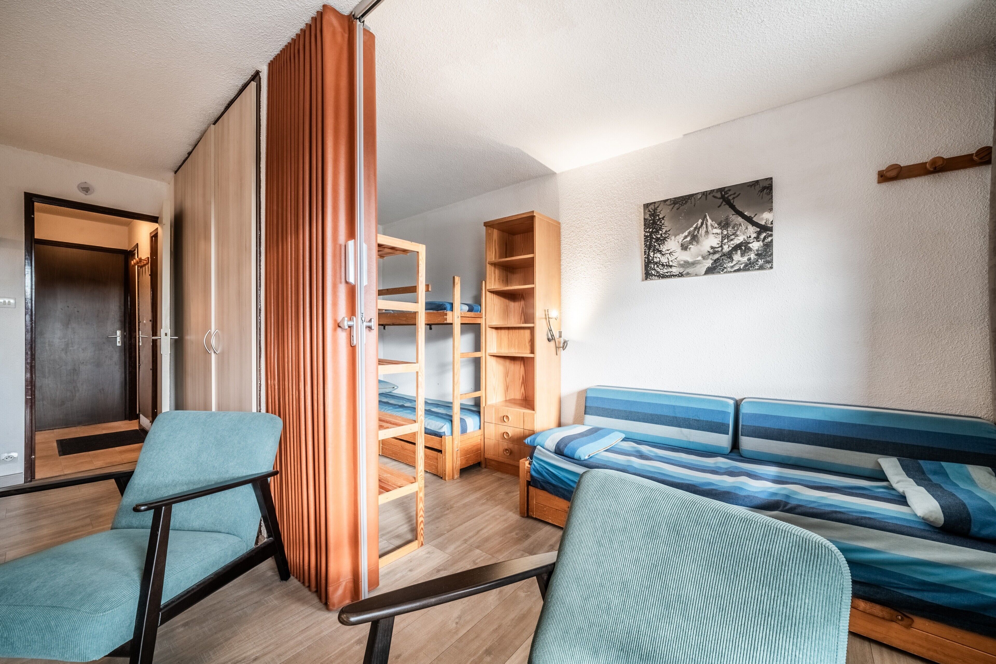 1 bedroom, iron/ironing board