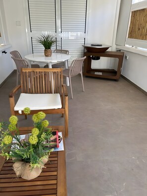 Dining - Holiday Home 'Villetta Bianca' with Private Terrace and Air Conditioning (Fontanelle)