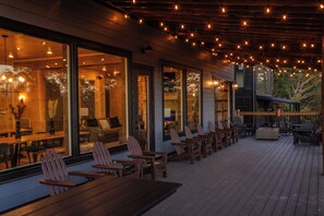 Outdoor dining - Luxe 12 BR Cabin, Indoor Pool, Theater, Sleeps 36 (Sevierville)