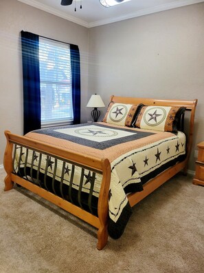 1 室のベッドルーム、デスク、アイロン / アイロン台、WiFi