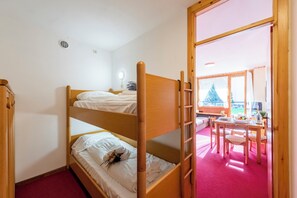 1 chambre, Wi-Fi gratuit, draps fournis