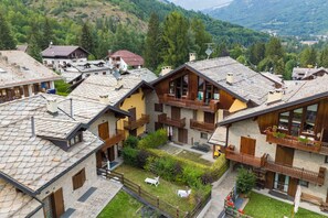 Exterior - La Casa di Camus, Bardonecchia, Italy (Bardonecchia)