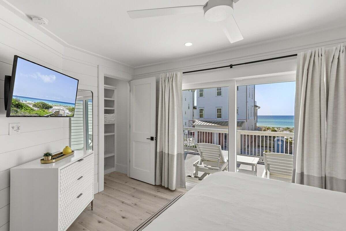 2 slaapkamers, een strijkplank/strijkijzer, gratis wifi, beddengoed