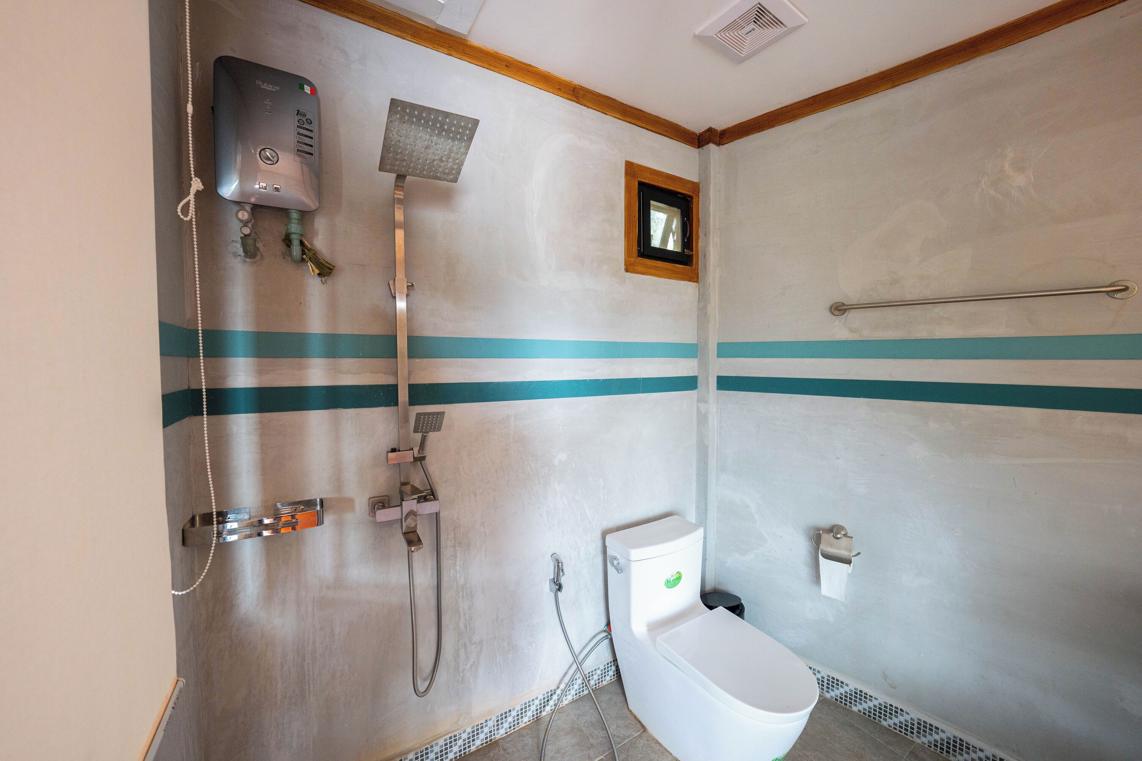 Deluxe-bungalow, vuoristonäköala | Kylpyhuone | Pyyhkeet, saippua, sampoo, vessapaperi