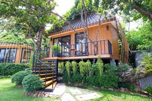 Deluxe Bungalow, Mountain View | In-room safe, iron/ironing board, free WiFi - Madam Sweet Resort (Kampot)