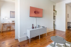 Interior - GuestReady - Endearing Retreat in Porto (Boavista)