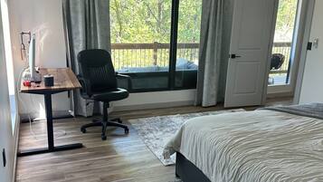 1 dormitorio, tabla de planchar con plancha, wifi y ropa de cama