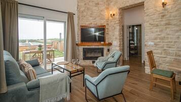 Televisor i llar de foc