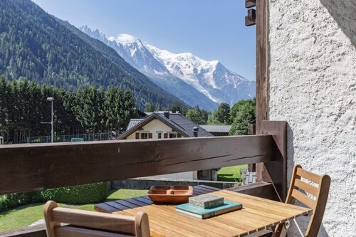 Apart 2BR | Views | Garage | 5mn GrandsMontetsLift