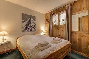 2 makuuhuonetta, vauvan matkasänky, ilmainen Wi-Fi, vuodevaatteet