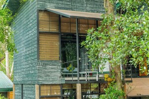 Family Quadruple Room, Garden View | In-room safe, desk, free WiFi, bed sheets